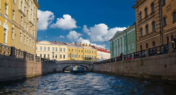 Экскурсия по рекам и каналам Санкт-Петербурга