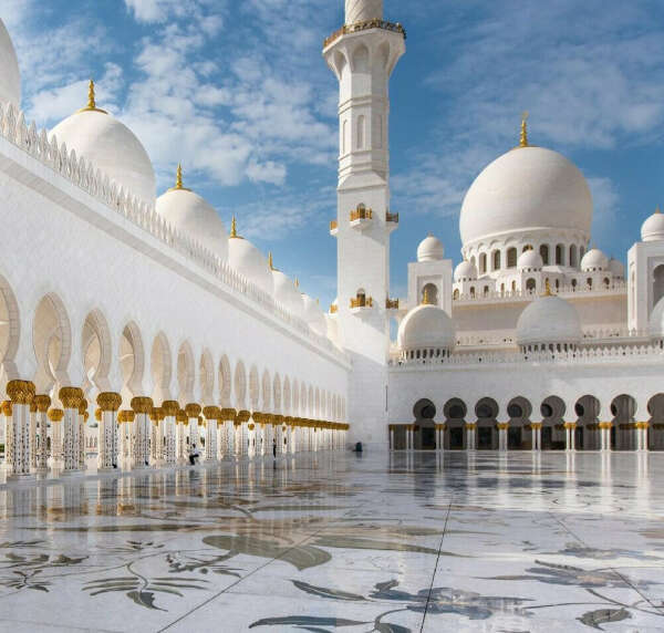 Посетить мечеть шейха Зайда в Абу-Даби