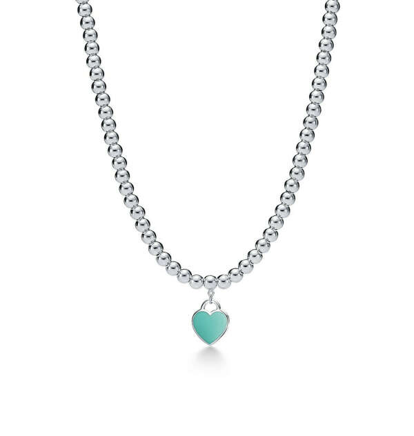 Подвеска-сердце Return to Tiffany™, стерлинговое серебро на ожерелье из бусин. | Tiffany & Co.