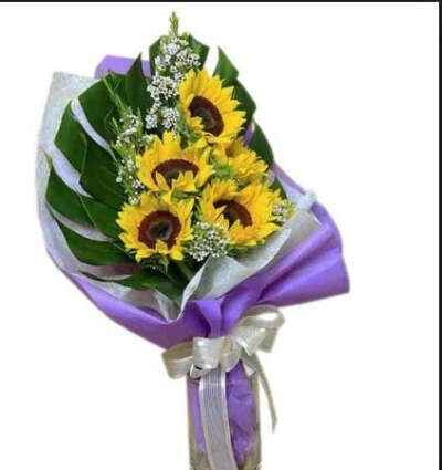 5 sunflower bouquet