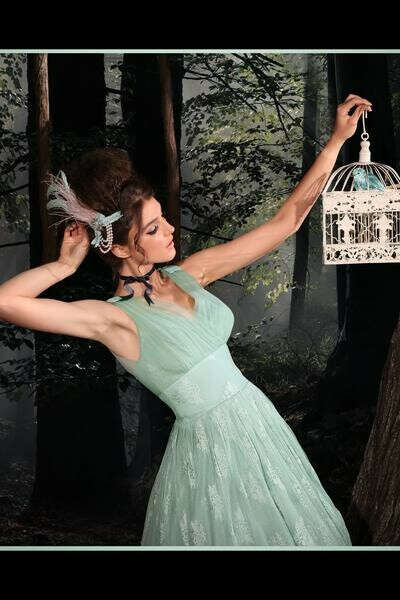 Music Box Lace Dress (Mint)