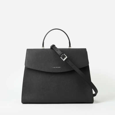 Классическая сумка из натуральной кожи в черном цвете