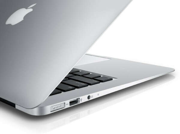 Apple MacBook Air [MD761] 13" 256GB