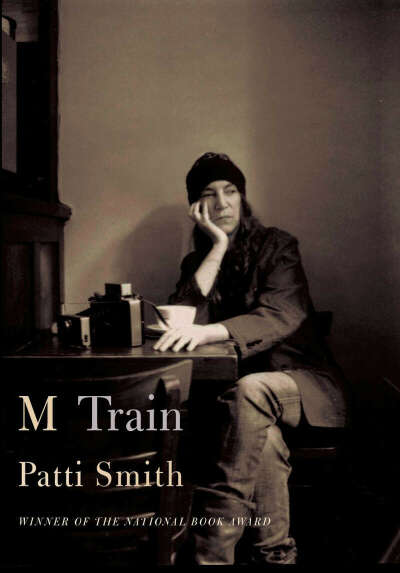 Книга Patti Smith - M Train