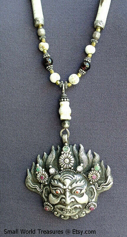 Еще тибетское ожерелье