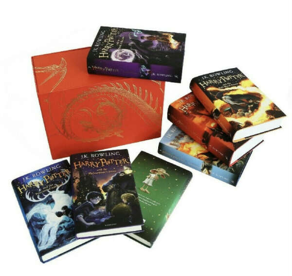 Набор книг Harry Potter на английском в твёрдом переплете в красной коробке