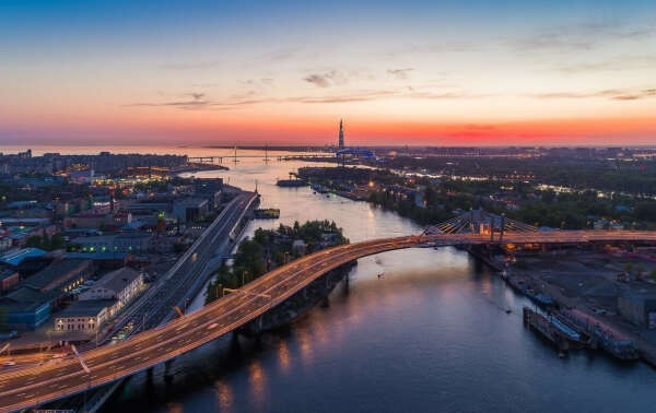 Полёт на вертолёте над Петербургом