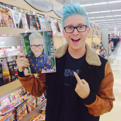 Встретить Tyler Oakley