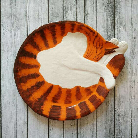 Тарелка в виде котика от Татьяны Гавриловой 20 или 23 см