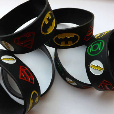 Супергеройские браслеты на AliExpress