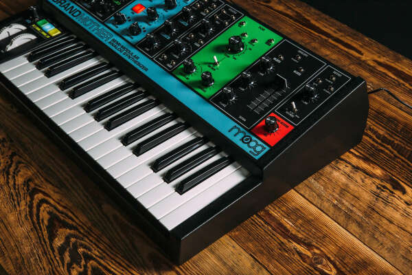 Moog Grandmother