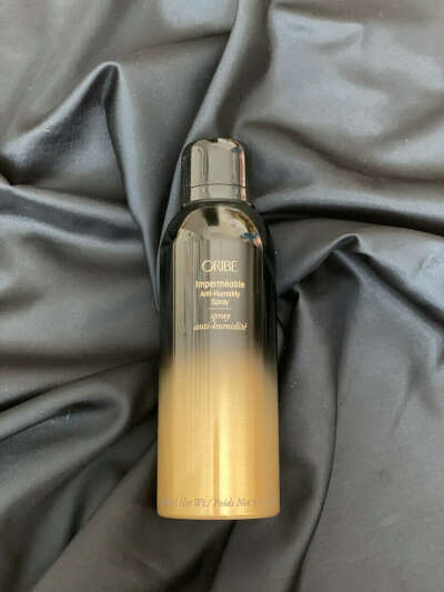 Oribe Impermeable Anti-Humidity Spray