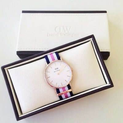 Часы Daniel Wellington