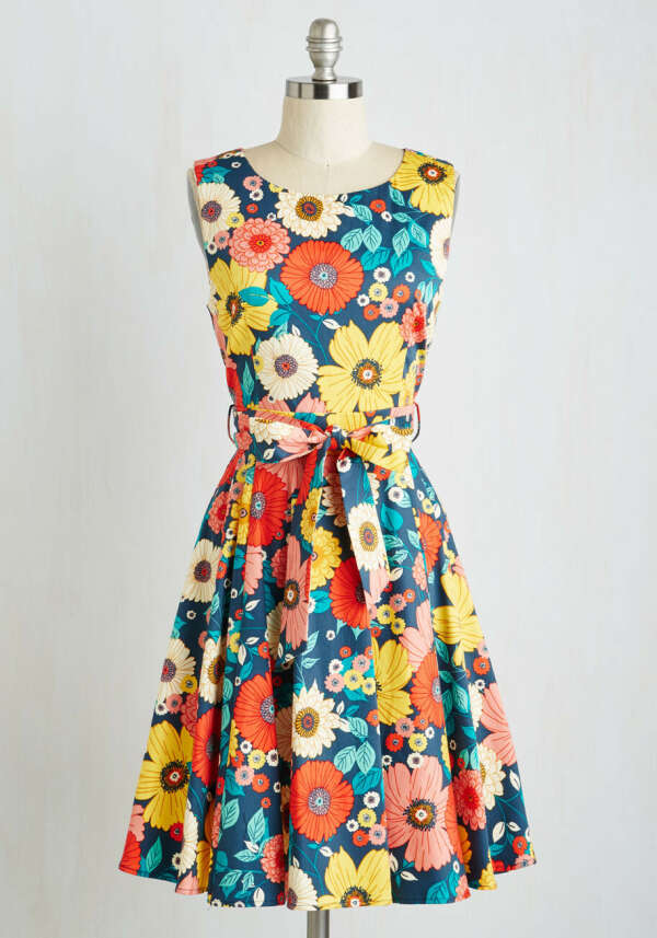 Hour by Flower Dress in Retro Floral