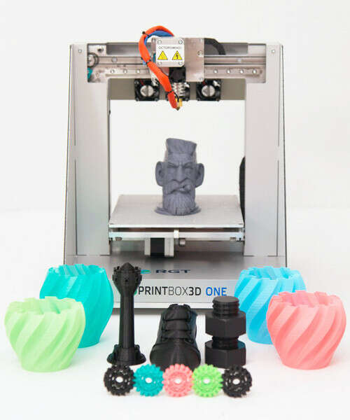 3D принтером PrintBox3D One