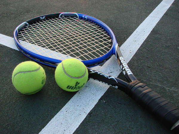 Поиграть в большой теннис