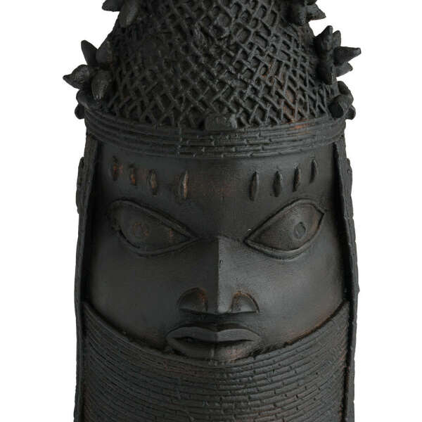 Head of an Iyoba Sculpture