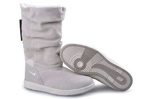 Зимние спортивные ботинки