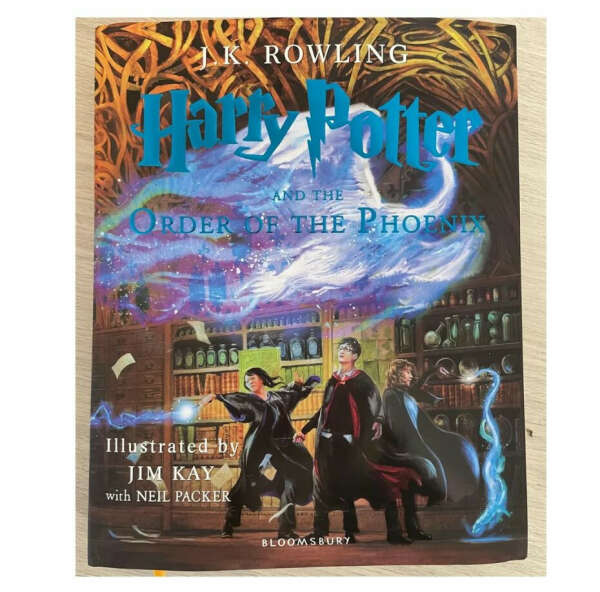 Harry Potter and the Order of the Phoenix (Illustrated by Jim Kay)