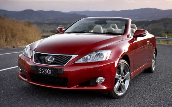 купить Lexus IS 250С