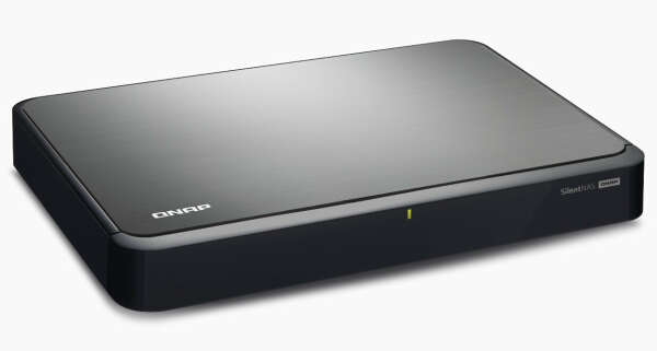 сетевое хранилище QNAP HS-210