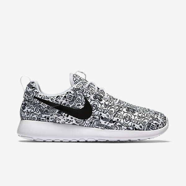 Женские кроссовки Nike Roshe One Print.