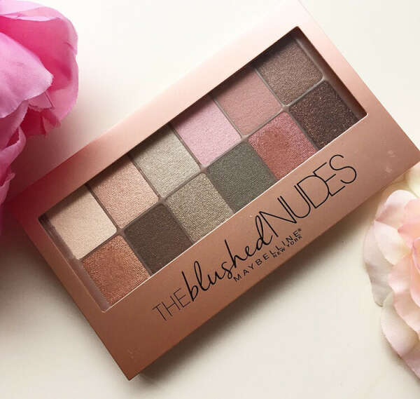 Палетка теней "The Blushed Nudes" Maybelline