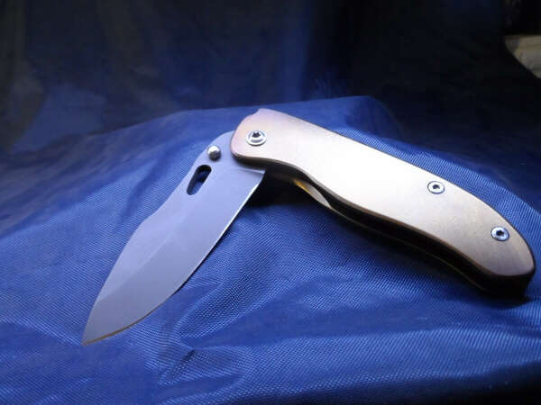 Нож складной 10-12 см