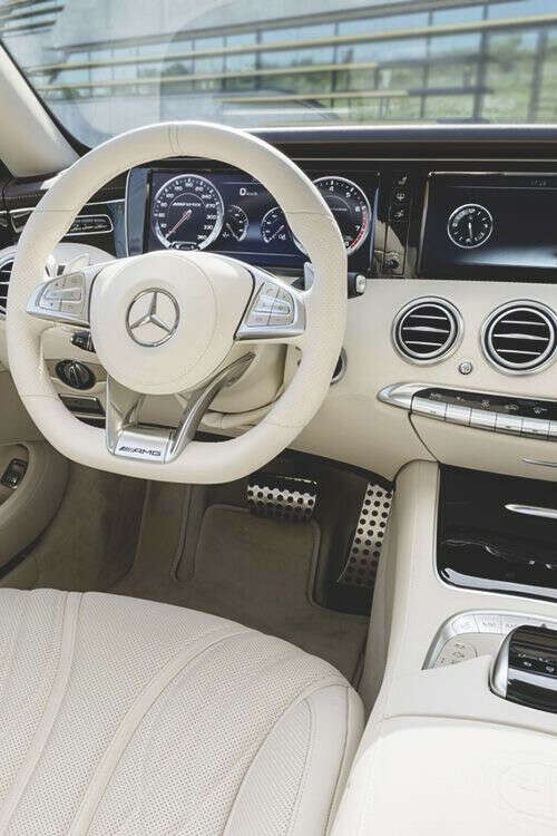 Mercedes S класс , белый салон
