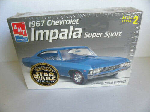AMT 1967 Chevrolet Impala 1/25 Model Kit 8207 BNIB Sealed