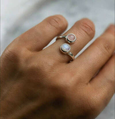 Кольцо серебро с натуральным лунным камнем и розовым кварцем