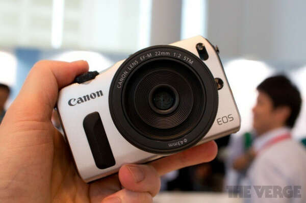 Canon EOS M