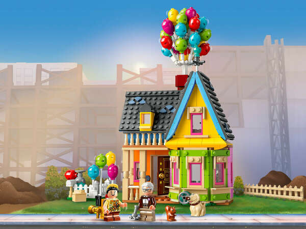 LEGO Disney Classic 100 лет Дом из мультфильма Вверх