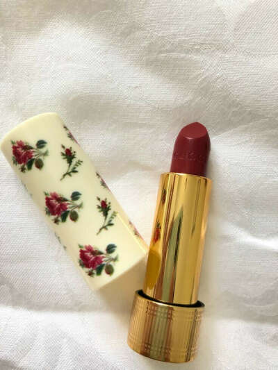 gucci lipstick