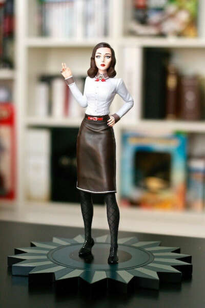 Bioshock Infinite Elizabeth Noir Figure