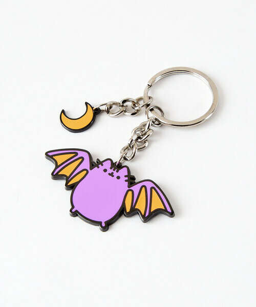 Bat Pusheen keychain