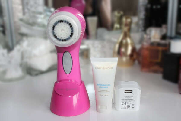 Clarisonic Aria pink