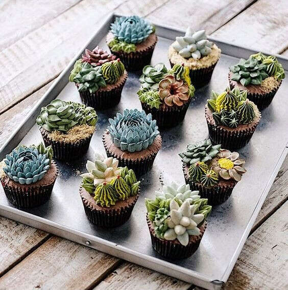 Cactus cupcakes