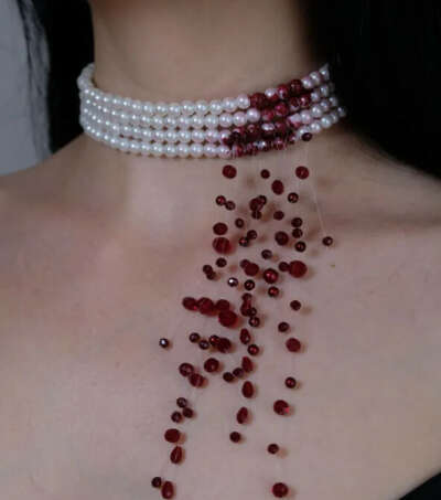 Кровавое ожерелье