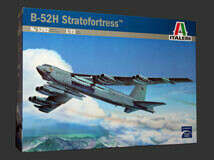 Italeri 1262 B-52H Stratofortress 1/72