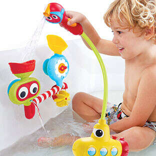Yookidoo - Bath Toy: Submarine Spray Station