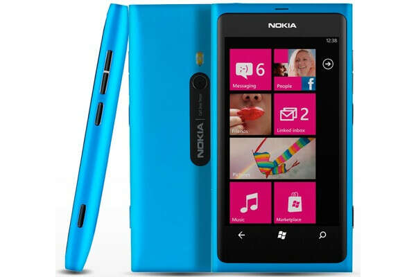 Смартфон Nokia Lumia 800 Cyan