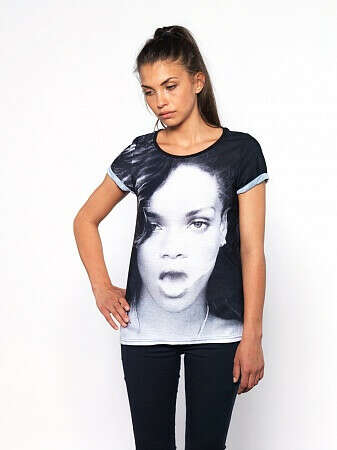 Rihanna tshirt