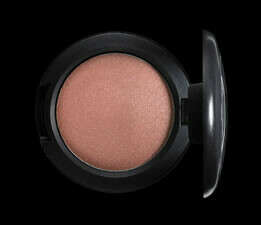 MAC Cream Colour Base