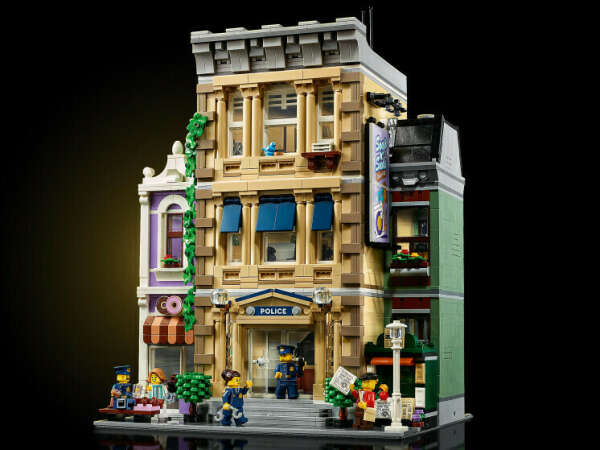 LEGO Полицейский участок