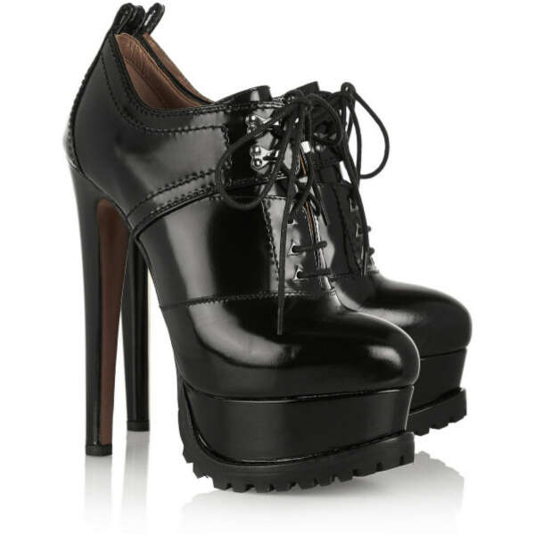 Alaia Boots