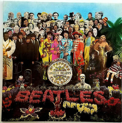 The Beatles - Sergeant Pepper’s Lonely Hearts Club Band (Parlophone/Apple - UK/Japan)