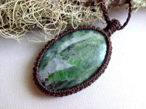 Green gift. Chrome Diopside.