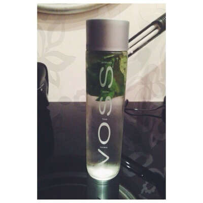 Купить воду voss