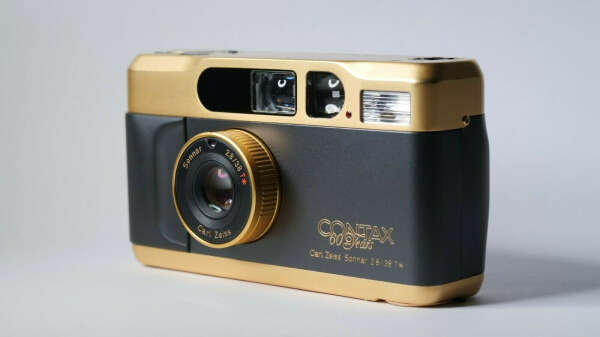 Contax t2
